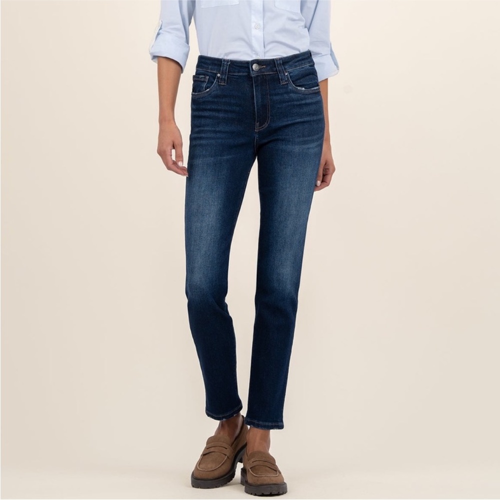 Kut from the Kloth Stevie Straight Leg Jeans Size 8